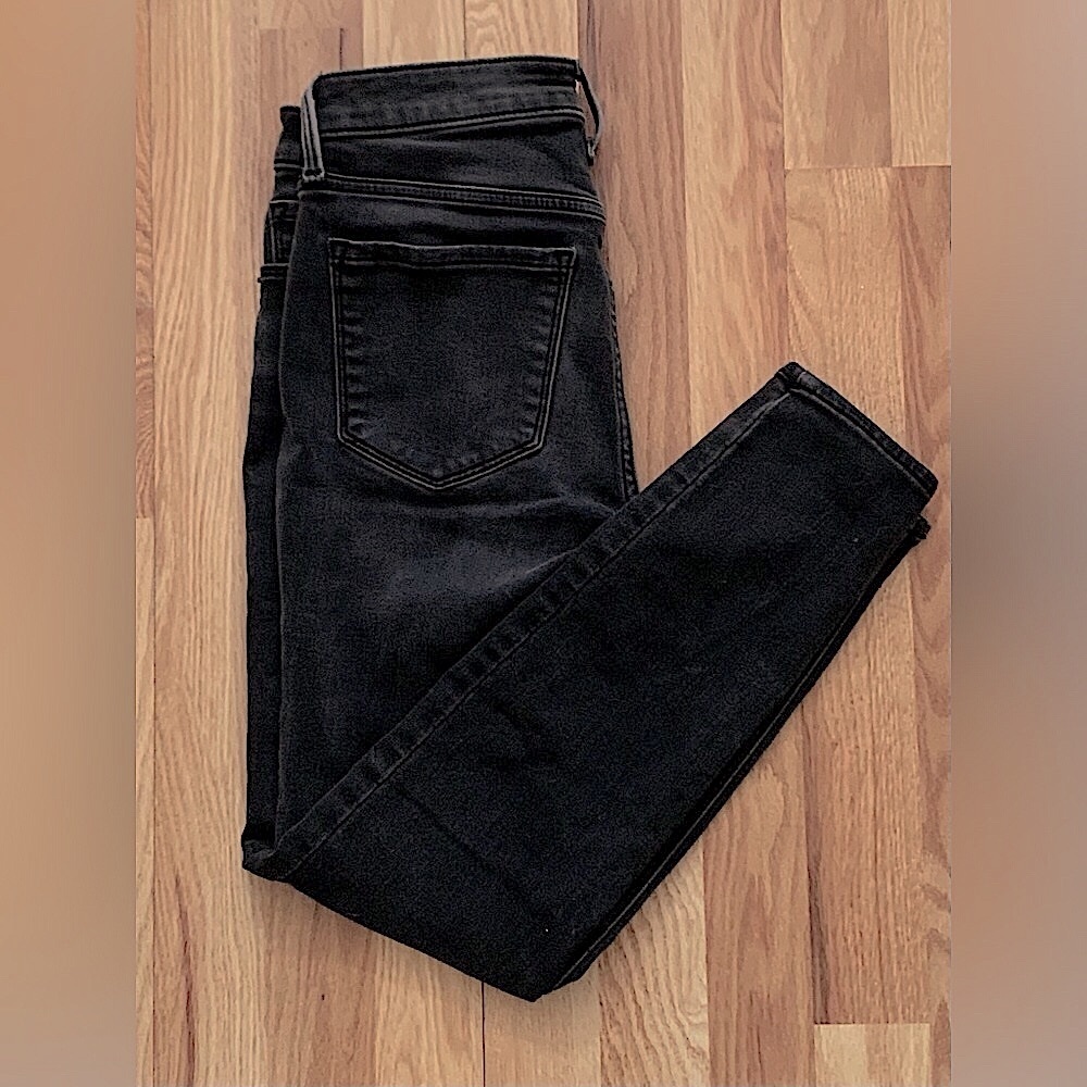Old Navy Black High Rise Skinny Jeans